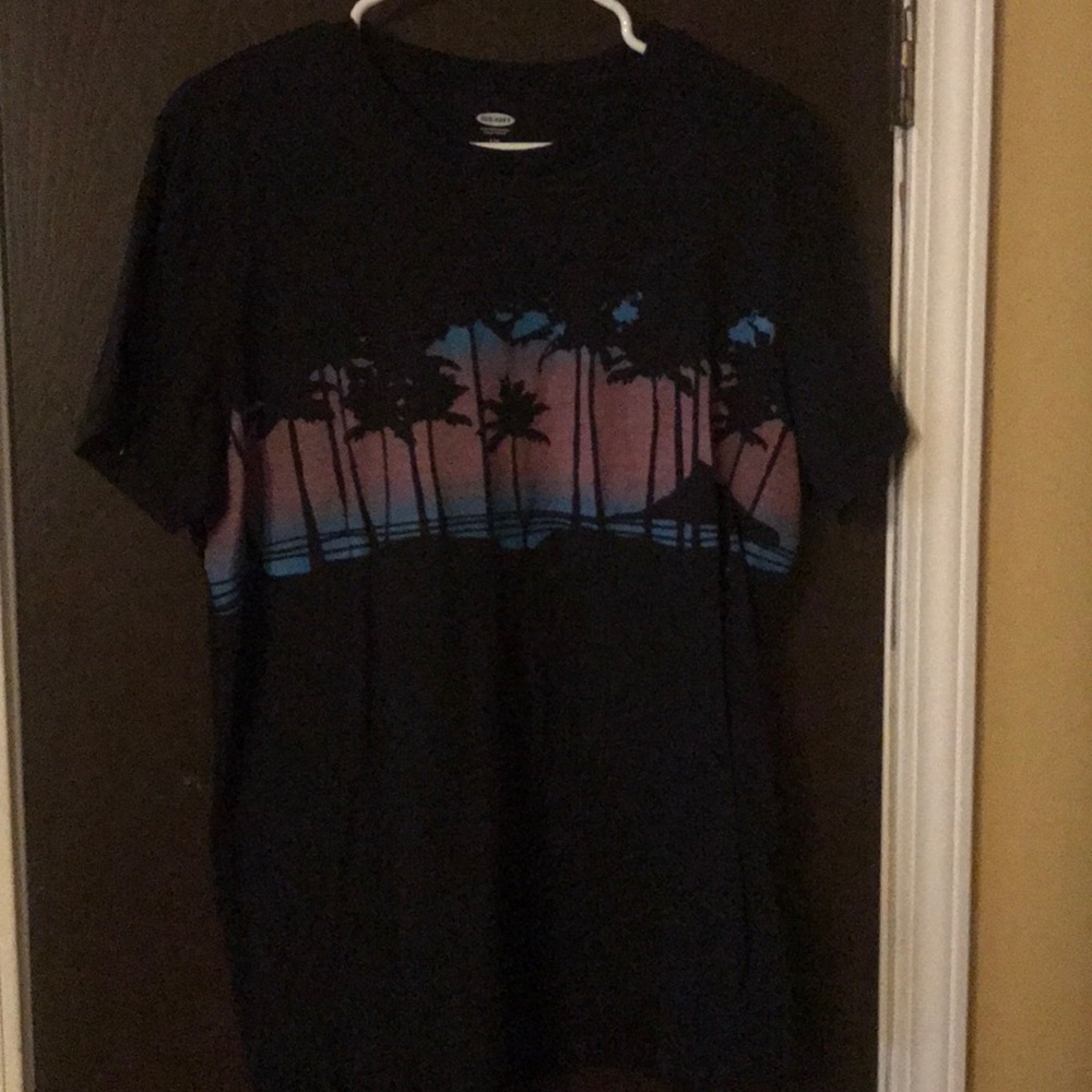 Old Navy Tropical T-Shirt
